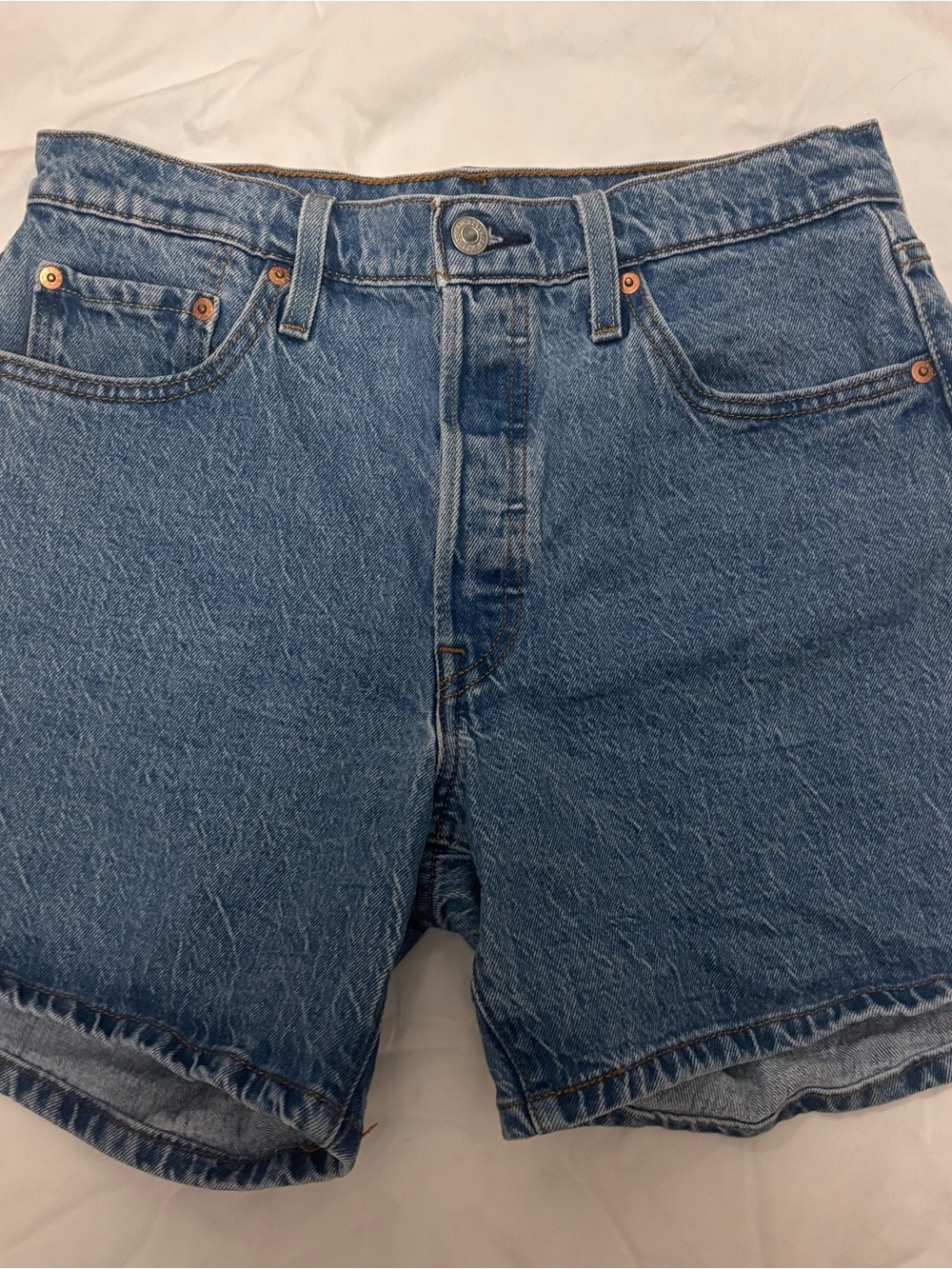 Womens Levi's 501 Jean button up shorts- size 29